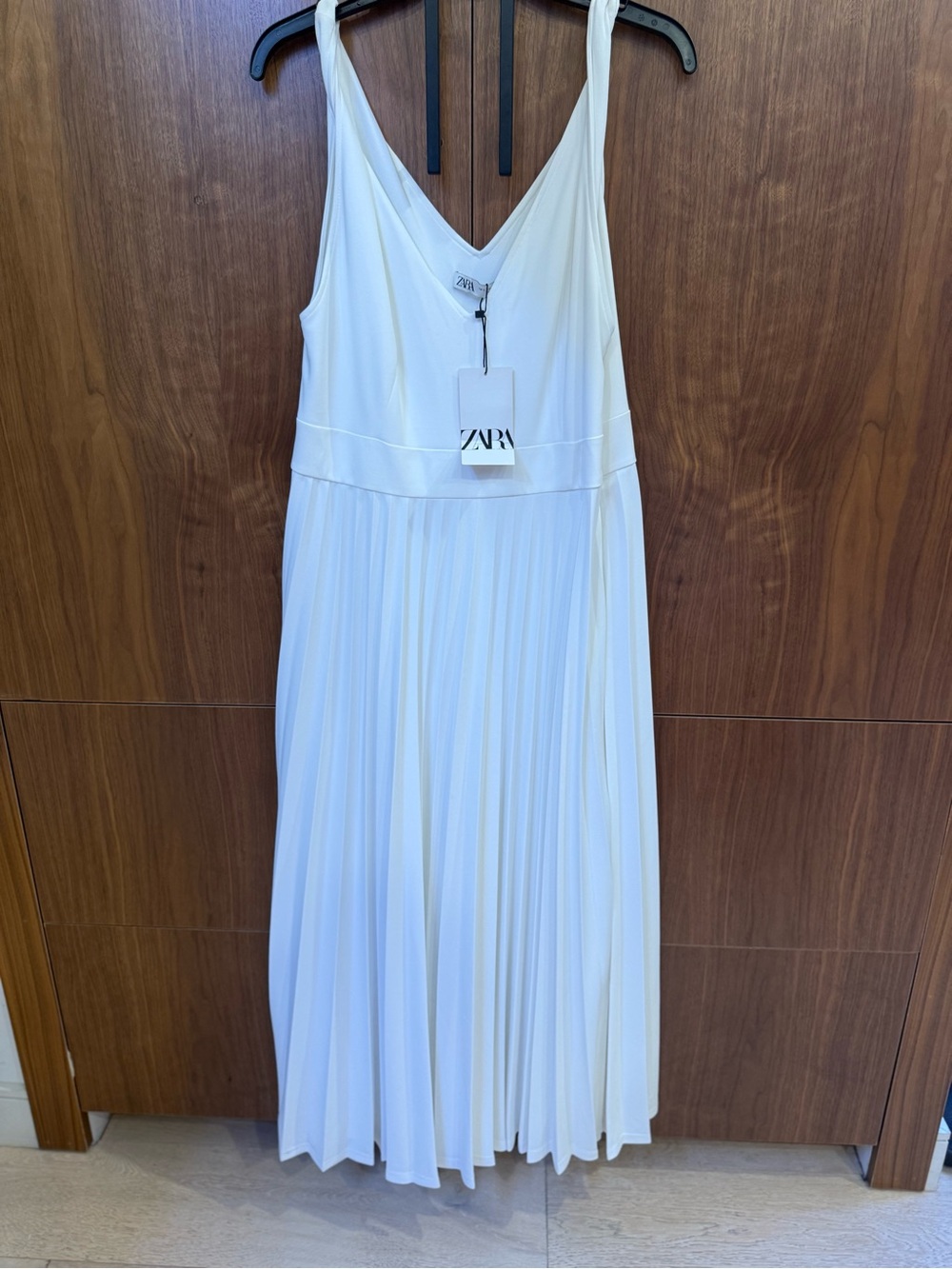 Zara NWT White Pleated Midi Dress Size L